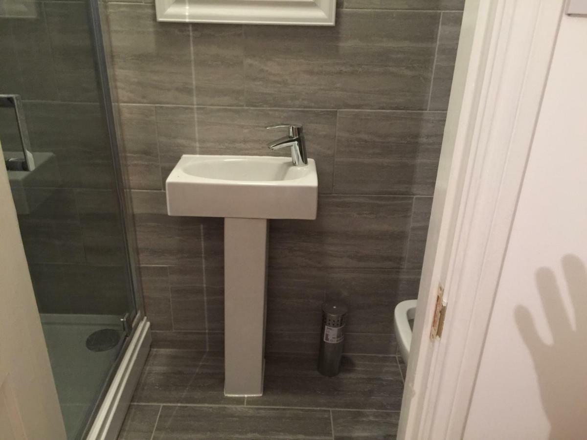 Abbey Wood Station Five Bedroom Self Contained House Exterior foto